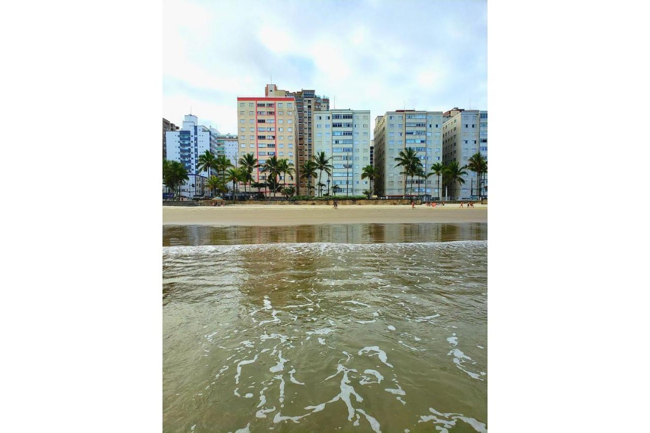 Apartamento Na Vila Caicara Em Predio Frente Mar Com Excelente Localizacao Por Reserva Praia 프라이아 그란데 외부 사진