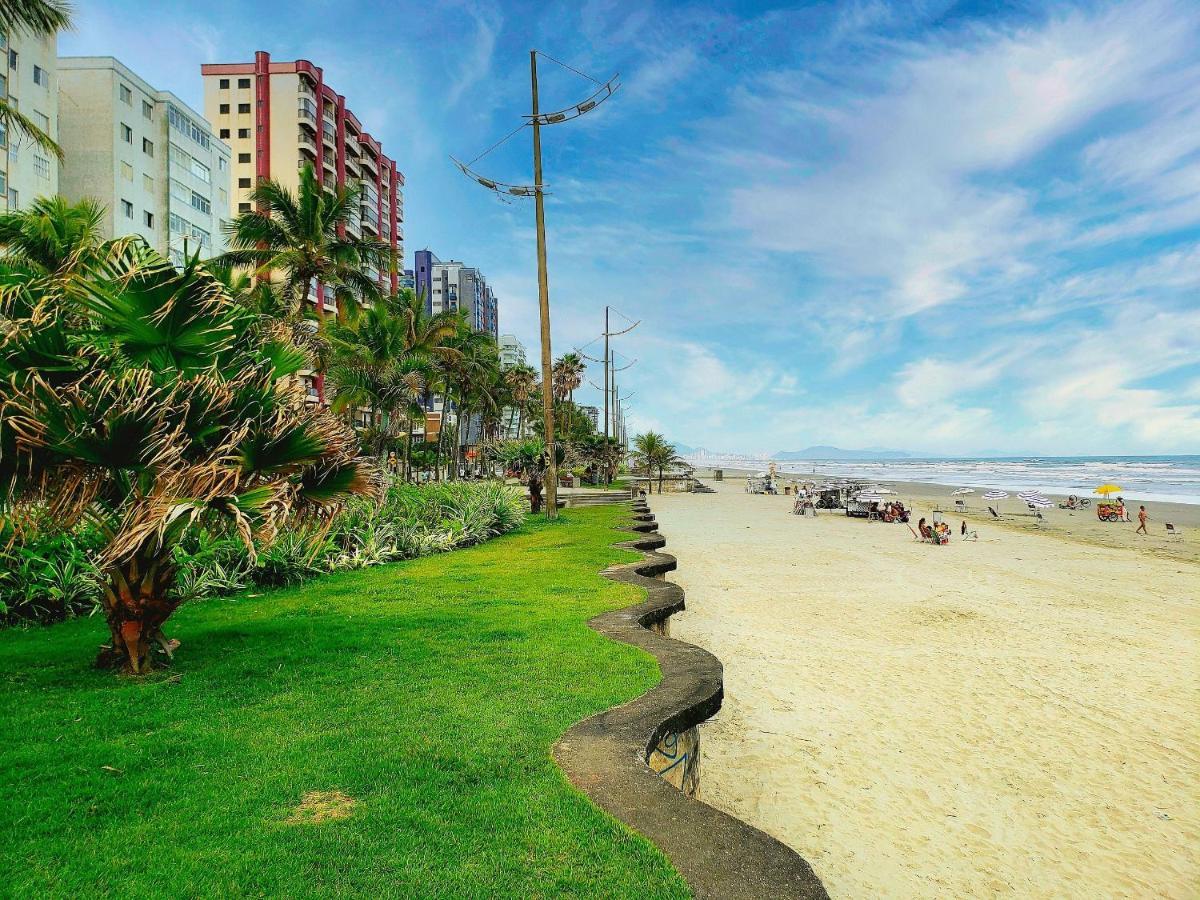 Apartamento Na Vila Caicara Em Predio Frente Mar Com Excelente Localizacao Por Reserva Praia 프라이아 그란데 외부 사진