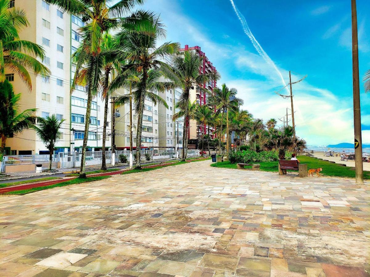 Apartamento Na Vila Caicara Em Predio Frente Mar Com Excelente Localizacao Por Reserva Praia 프라이아 그란데 외부 사진