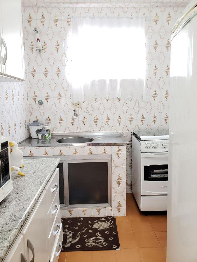 Apartamento Na Vila Caicara Em Predio Frente Mar Com Excelente Localizacao Por Reserva Praia 프라이아 그란데 외부 사진